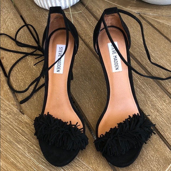 (Sold) Steve Madden Sassey Black Suede Fringe Heel - Picture 5 of 8